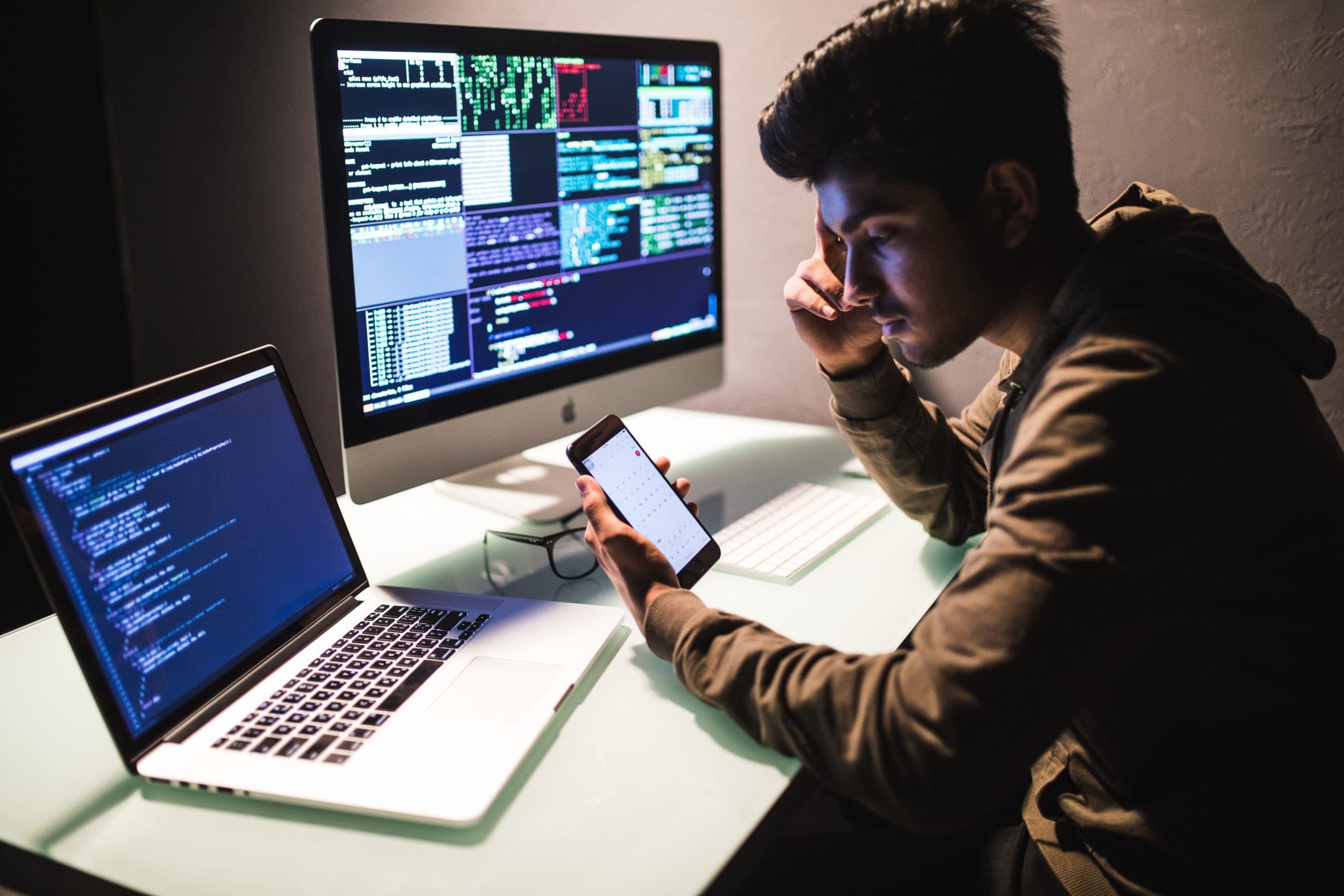 Tech Workers: Visas And Paths To U.S. Citizenship